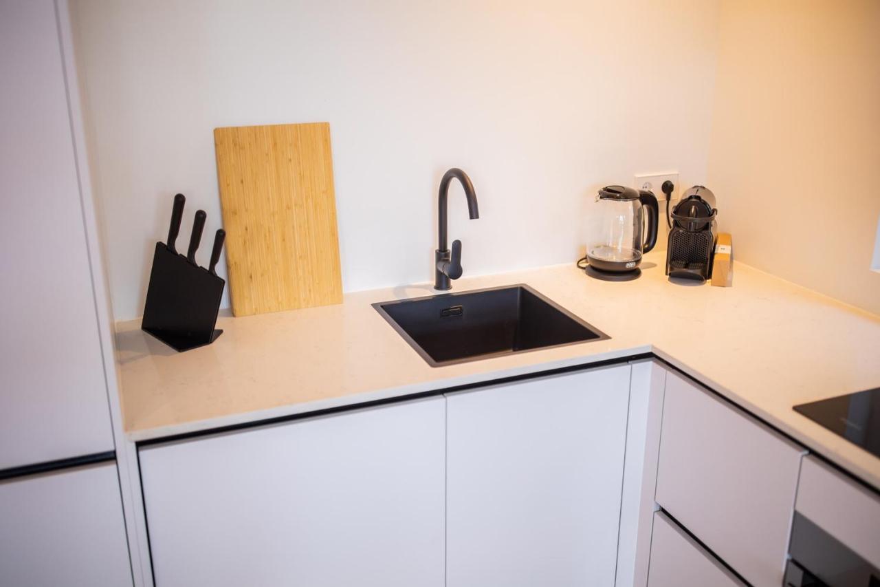 Happily 2 Bedroom Serviced Apartment 75M2 -Nb306H- Rotterdam Exterior photo
