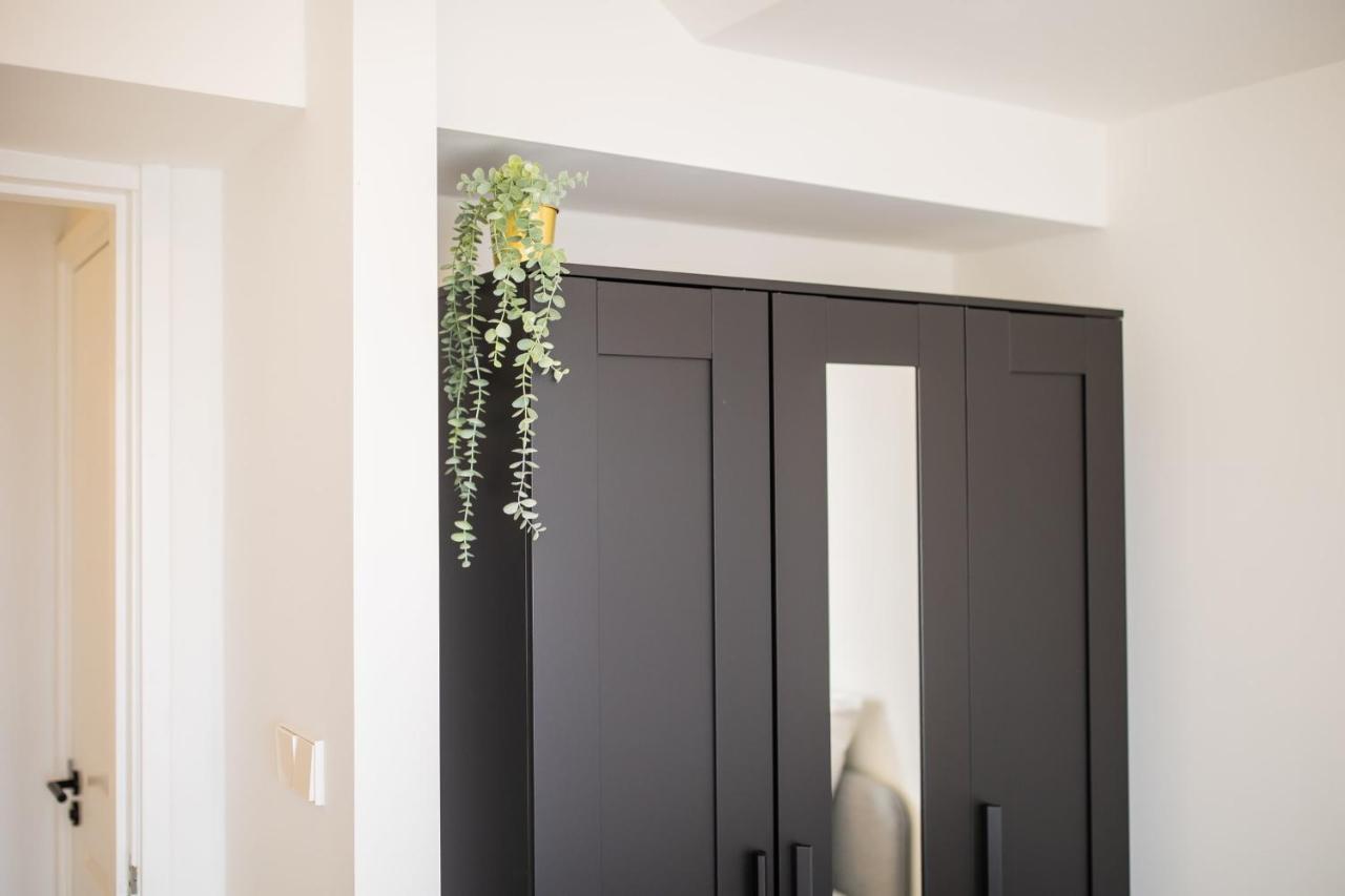 Happily 2 Bedroom Serviced Apartment 75M2 -Nb306H- Rotterdam Exterior photo